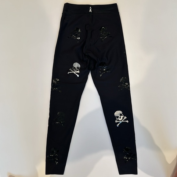 Ultracor black legging with silver and black skulls - Picture 4 of 4